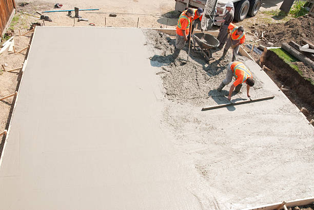  Irwindale, CA Concrete contractor Pros